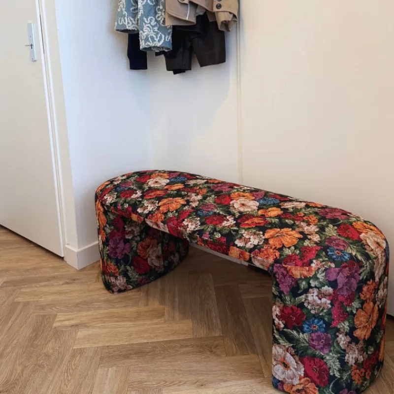 Xenos Bankjes-Bankje bouquet - rood/paars/zwart - 44x120x45 cm