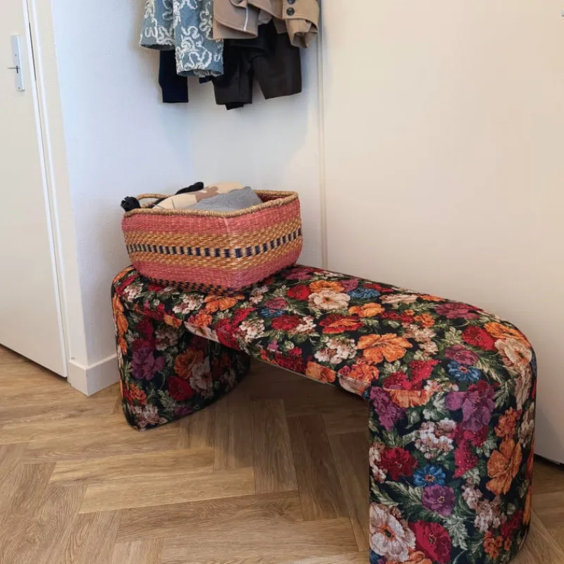 Xenos Bankjes-Bankje bouquet - rood/paars/zwart - 44x120x45 cm