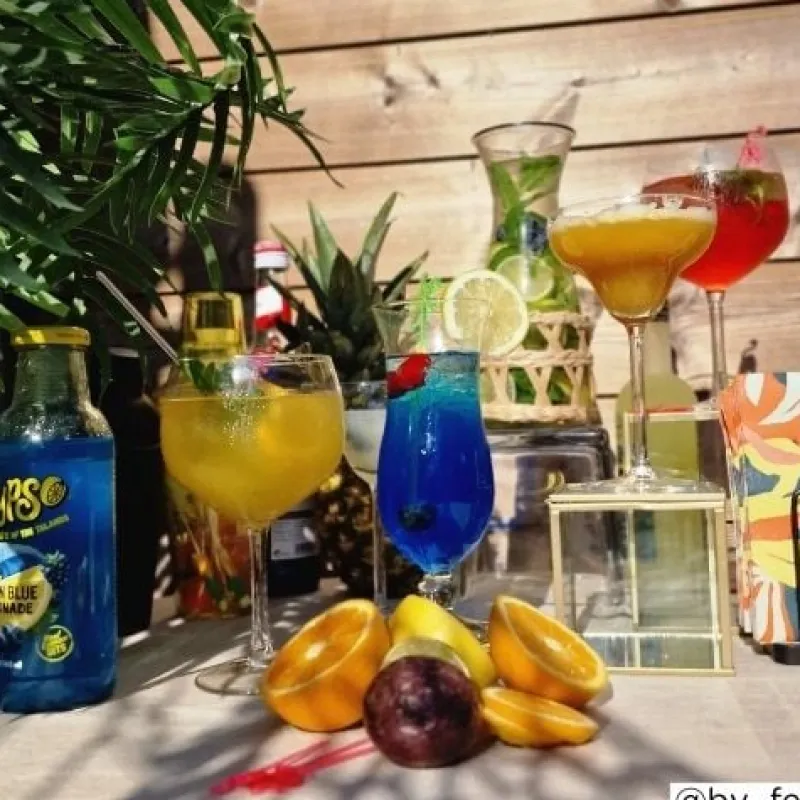 Xenos Glazensets|Cocktailglazen-Blue Hawaii glas - 440 ml - set van 4