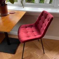 Xenos Eetkamerstoelen-Eetkamerstoel velvet - rood - 79x50x44 cm
