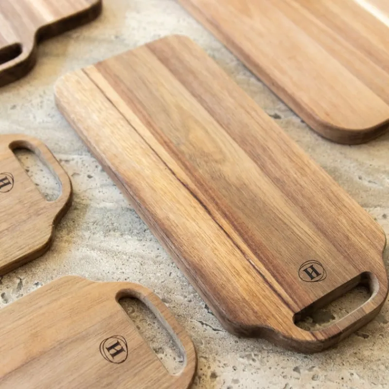 Hugo Kennis Borrelplanken|Kerstcadeaus-serveerplank - acaciahout - 31.5x14x1.8 cm