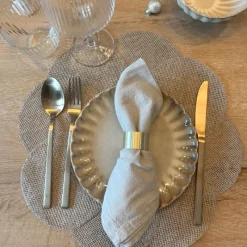 Xenos Kerst|Placemats-Placemat 3D bloem - bruin - ø38 cm