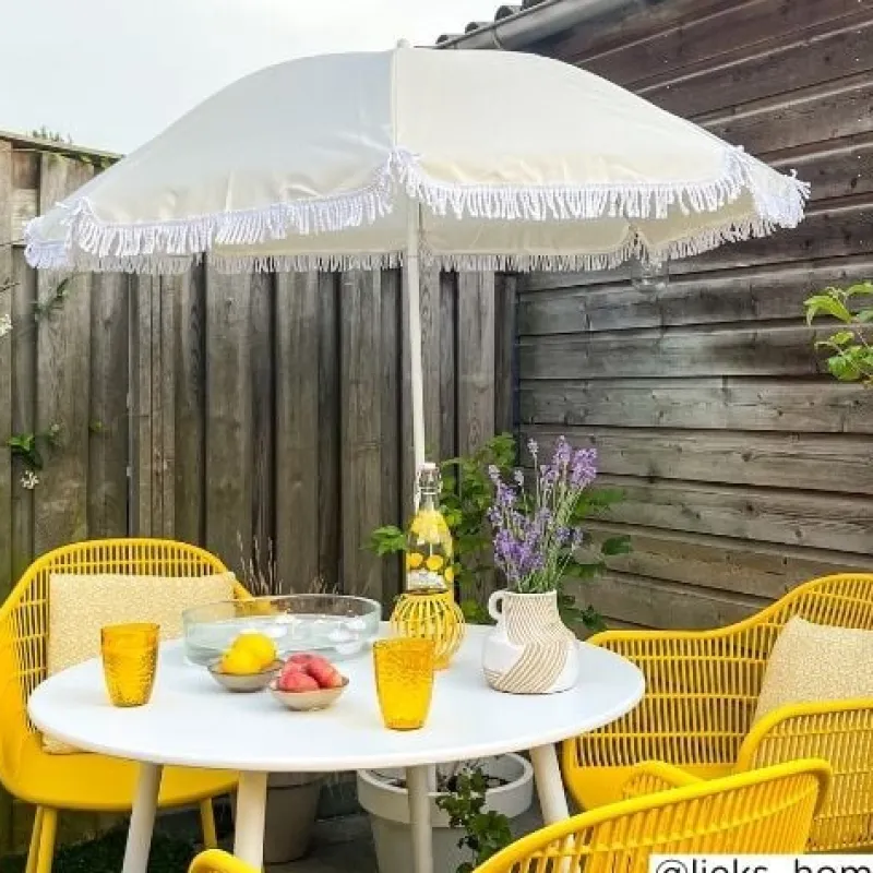 Xenos Parasols|Strandaccessoires-Strandparasol Tess - geel - ø150x180 cm