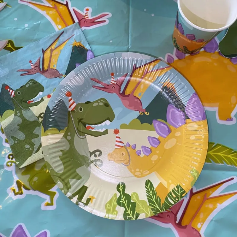 Xenos Wegwerptafelkleden|Kinderfeestjes-Tafelkleed dino - mulitkleur - 130x180 cm