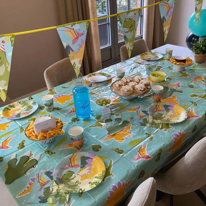 Xenos Wegwerptafelkleden|Kinderfeestjes-Tafelkleed dino - mulitkleur - 130x180 cm